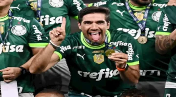 مفاوضات حاسمة.. الأهلي يناقش التعاقد مع مدرب بالميراس البرازيلي